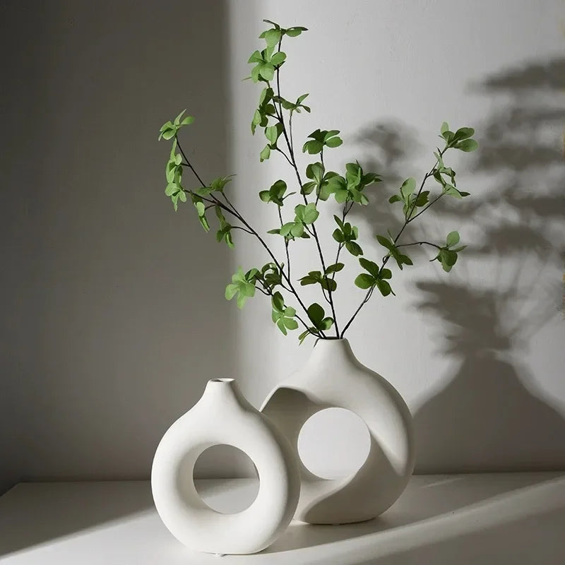 Minimalist Donut-Shaped Flower Vase