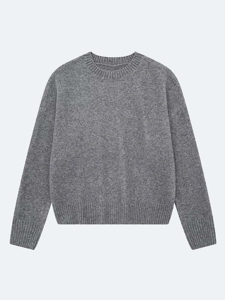 Classic Knit Pullover - Solid Round Neck Sweater