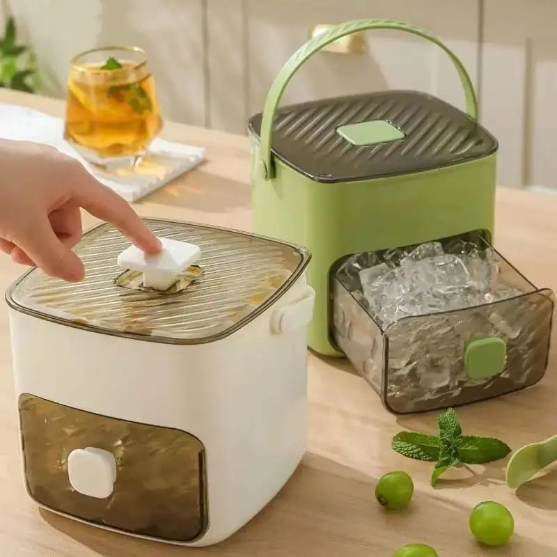 Grid Reusable Ice Cube Tray with Storage