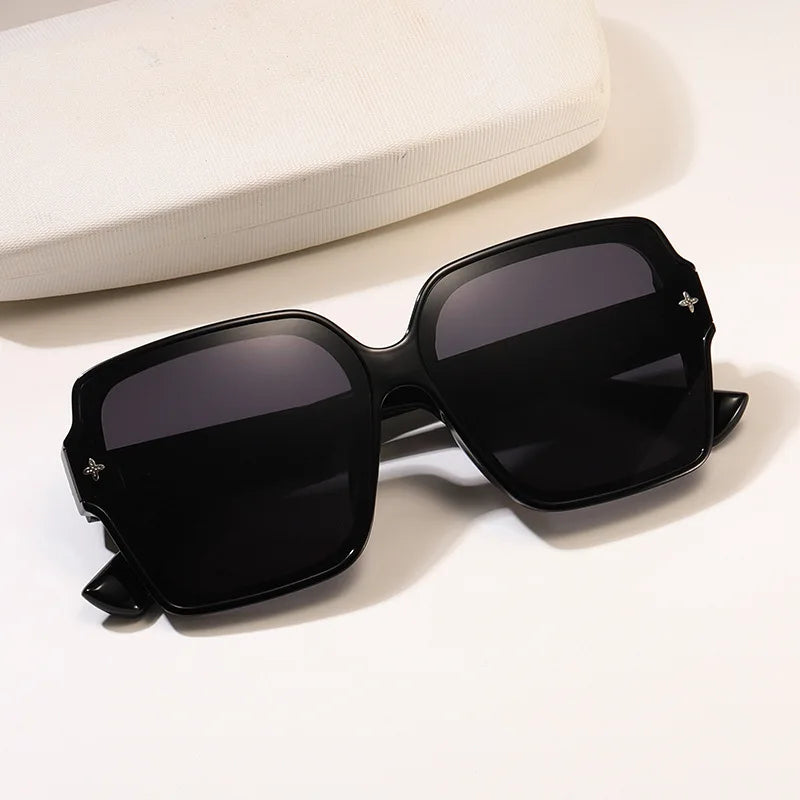 New Fashion Square Frame Sunglasses Women