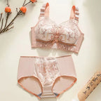 Lace-Trimmed Push-Up Bra