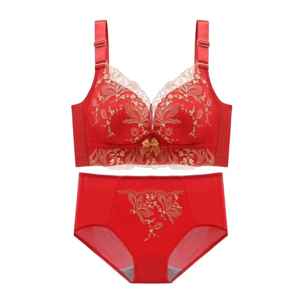 Lace-Trimmed Push-Up Bra